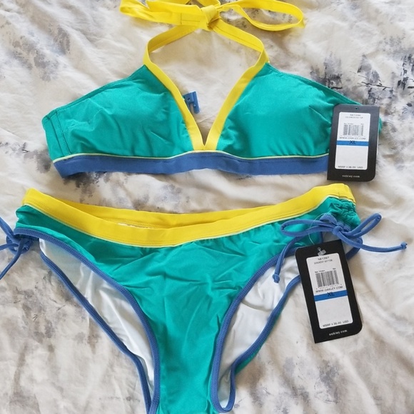 Oakley Other - Oakley bikini - size: XL